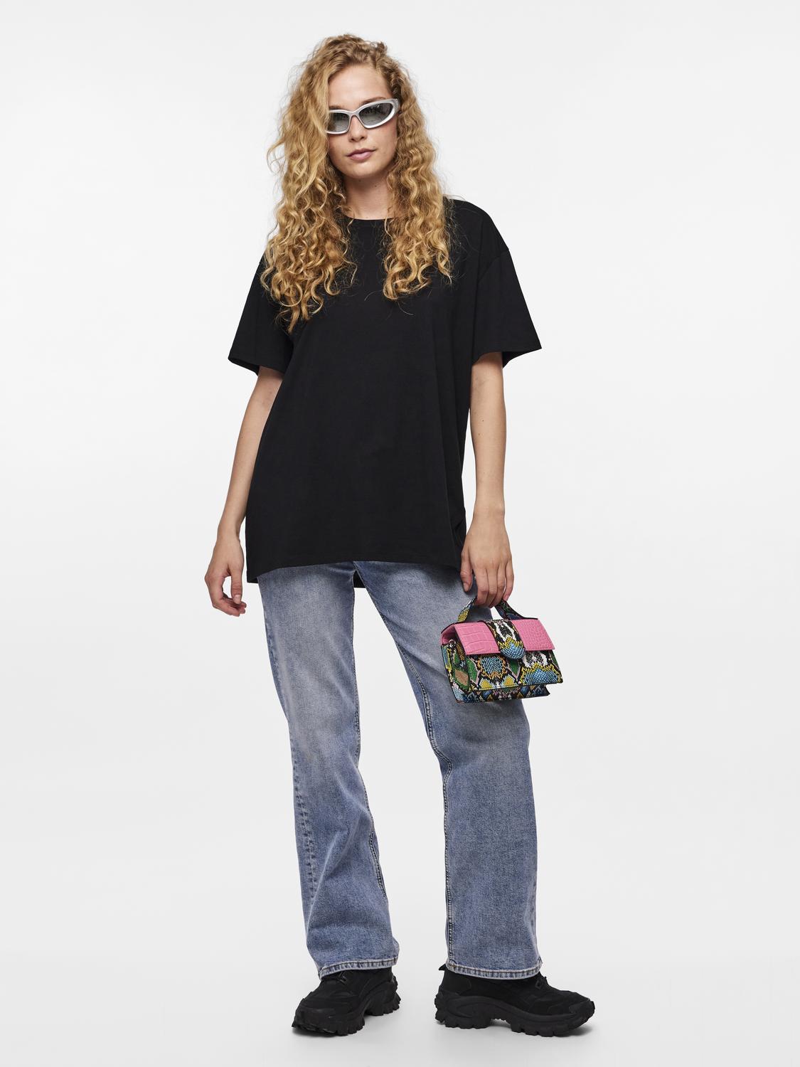 PCSARA T-Shirt - Black